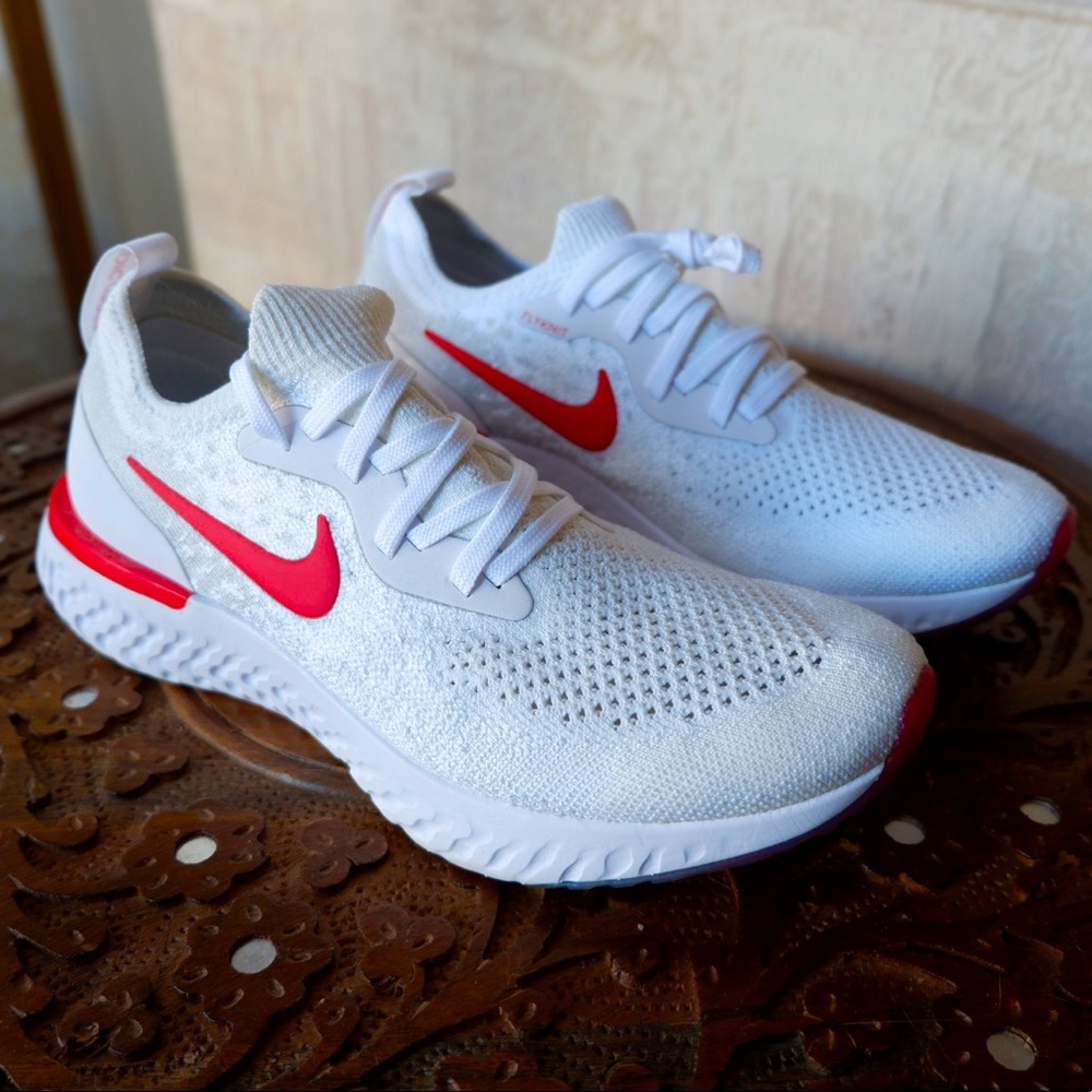 ❤️New Nike Epic React Flyknit Running Shoe❤️